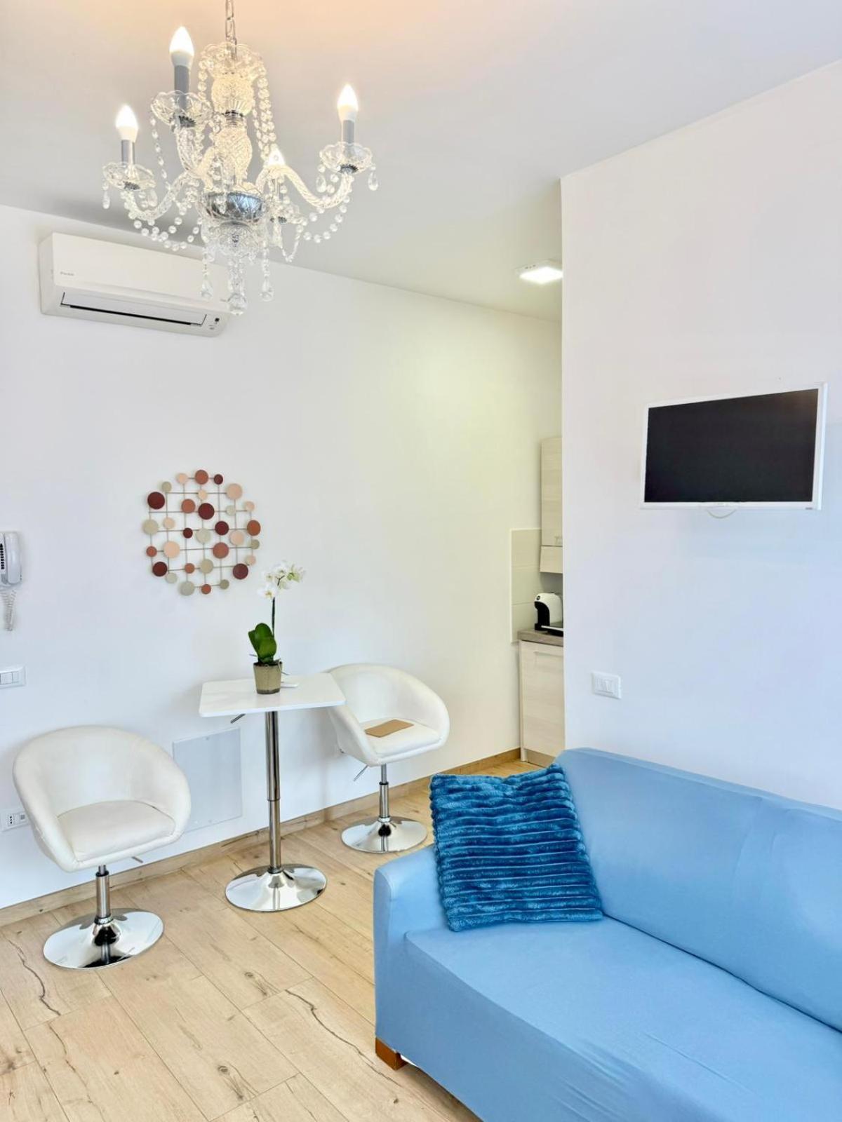 Travel Fiera Apartment Болоня Екстериор снимка